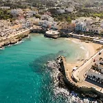 Azzurra Holidays Apartment *