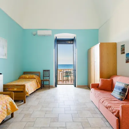 Azzurra Holidays 나르도