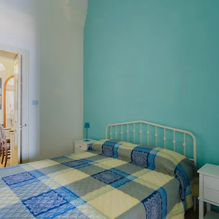 Azzurra Holidays Apartament *